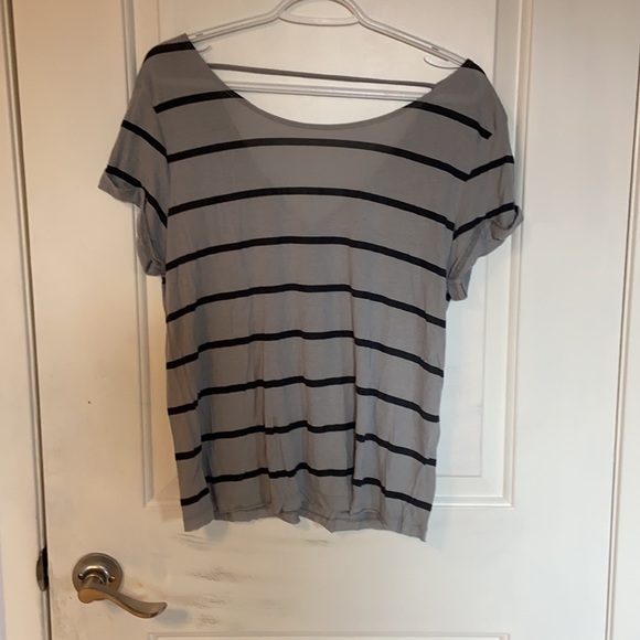 *2 for $22* Victoria’s Secret Pink T Shirt - Picture 4 of 9